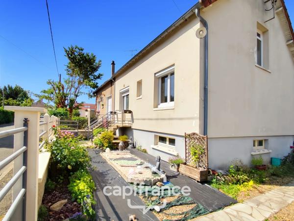 Dpt Sarthe (72), à vendre BESSE SUR BRAYE maison P6 de 94 m² - Terrain de 524,00 m²