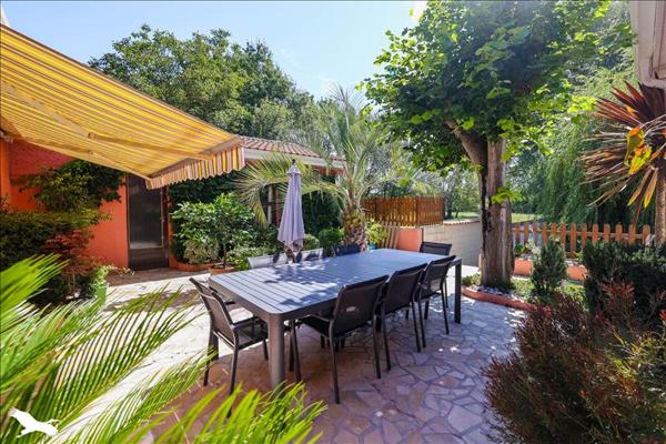 Maison à vendre |  Saint-Laurent-de-Cognac |  4 pièces | 189 m²