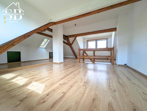 Huningue (68330) Maison mitoyenne (1 côté) très bien placée à Huningue, vue sur Rhin