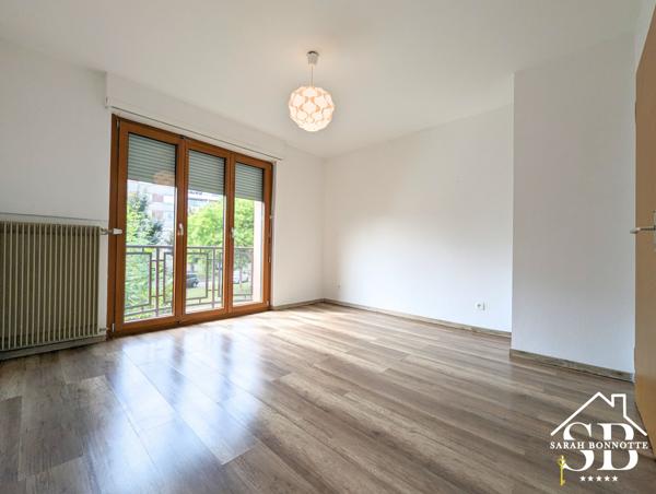 Huningue (68330) Maison mitoyenne (1 côté) très bien placée à Huningue, vue sur Rhin