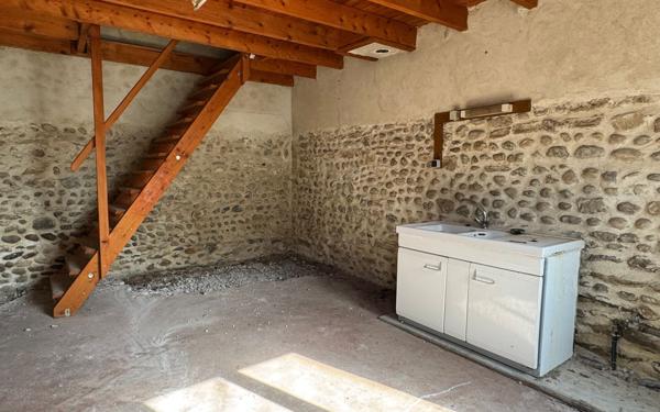 Maison à vendre    4 pièces • 110 m2 Mours-Saint-Eusèbe