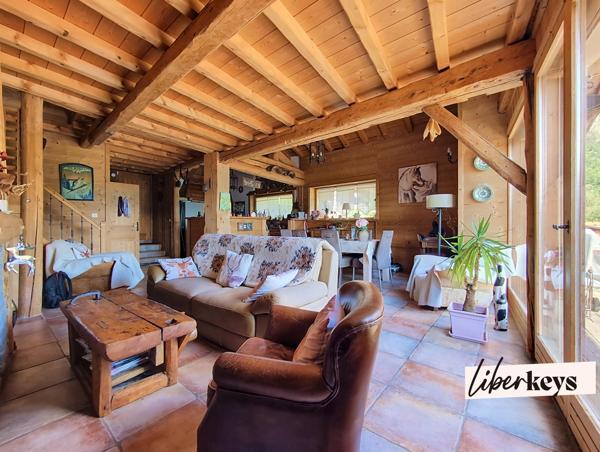 Chalet d'exception avec appartement indépendant, espace bien-être et vue panoramique sur les sommets de la Lauzière et de Valmorel