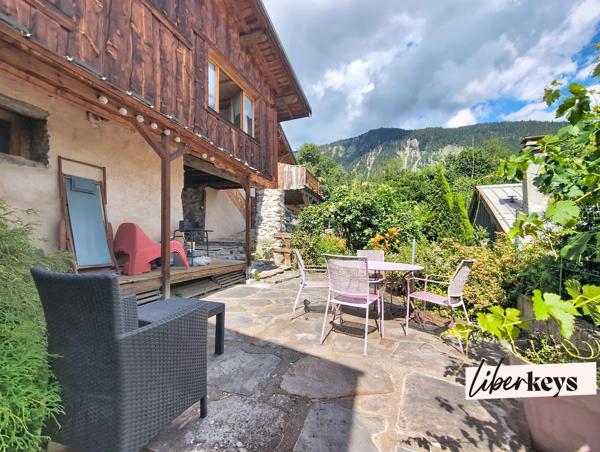 Chalet d'exception avec appartement indépendant, espace bien-être et vue panoramique sur les sommets de la Lauzière et de Valmorel
