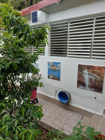A LOUER dans secteur calme à la campagne , commune des Abymes, Appartement T2 de 60 m² meublé et équipée.