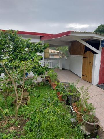 A LOUER dans secteur calme à la campagne , commune des Abymes, Appartement T2 de 60 m² meublé et équipée.