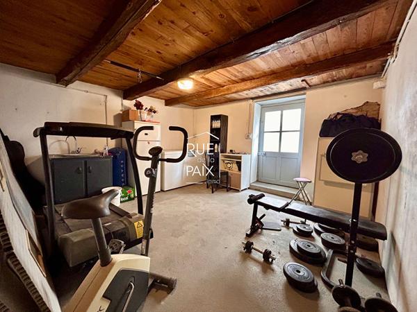 79800 PAMPROUX Charmante Maison de 133m² à Pamproux