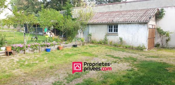 Pavillon 5 pièces - 3 chambres  - 105 m²  - sous sol total + garage extérieur - terrain 1070 m²