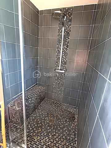 Maison de 225 m²