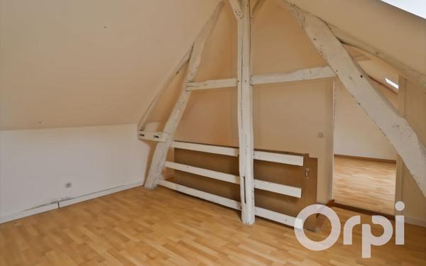 Maison à vendre    10 pièces • 275 m2 Gournay-en-Bray