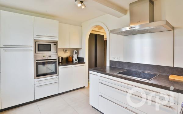 Maison à vendre    10 pièces • 275 m2 Gournay-en-Bray