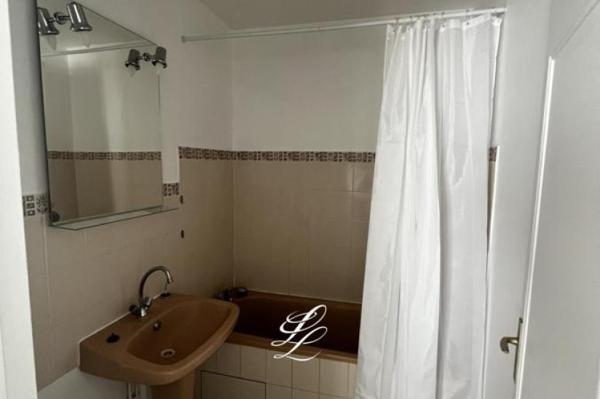 Location - Appartement 1 pièces 30 m 2 LE MANS (72000)