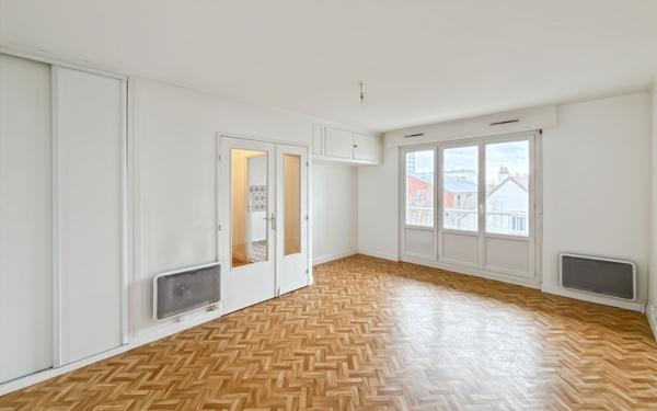 Appartement à vendre    2 pièces • 47,68 m2 Orléans