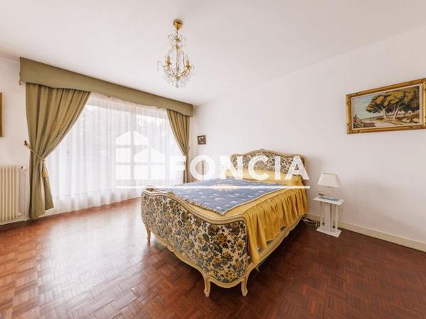 À vendre Appartement 7 pièces 168 m² - Clermont-ferrand 63000