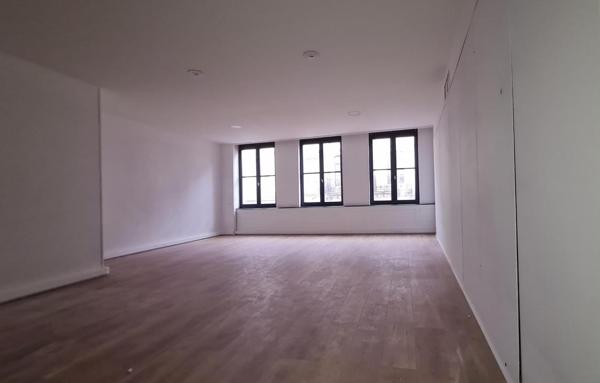 Location Bureau 44 59500 Douai 865925