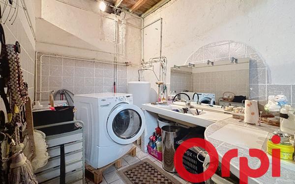 Maison à vendre    8 pièces •  Espira-de-l'Agly