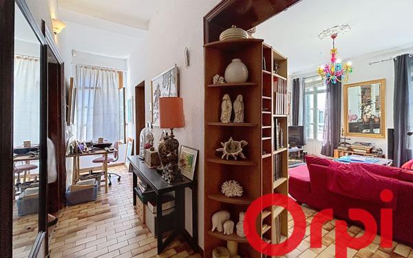 Maison à vendre    8 pièces •  Espira-de-l'Agly