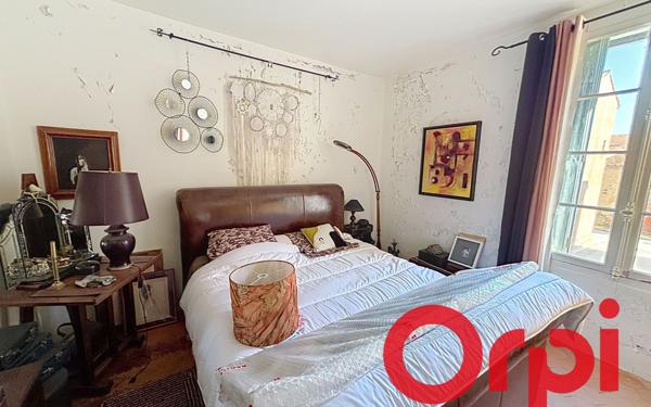 Maison à vendre    8 pièces •  Espira-de-l'Agly