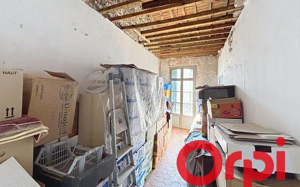 Maison à vendre    8 pièces •  Espira-de-l'Agly