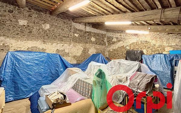 Maison à vendre    8 pièces •  Espira-de-l'Agly