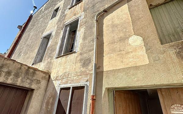 Maison à vendre    8 pièces •  Espira-de-l'Agly