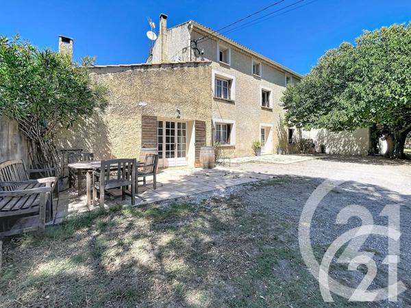 Maison à vendre  8 pièces - 238 m 2   CAVAILLON  - 84