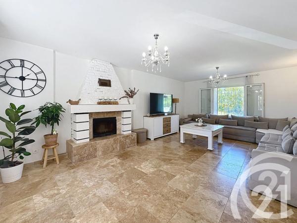 Maison à vendre  8 pièces - 238 m 2   CAVAILLON  - 84