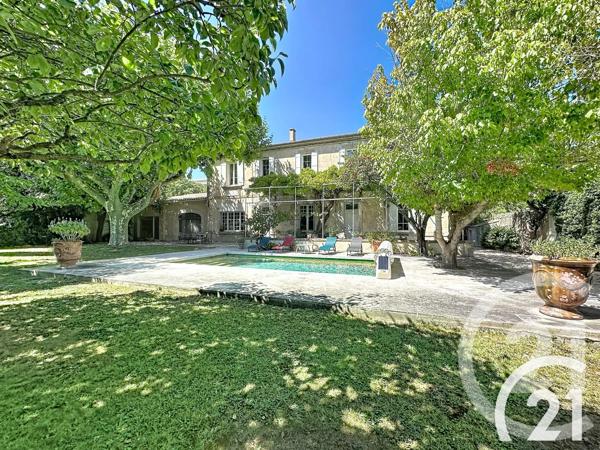 Maison à vendre  8 pièces - 238 m 2   CAVAILLON  - 84
