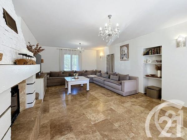 Maison à vendre  8 pièces - 238 m 2   CAVAILLON  - 84