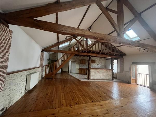 Immeuble 129 600 € Grignols 297 m² DPE G