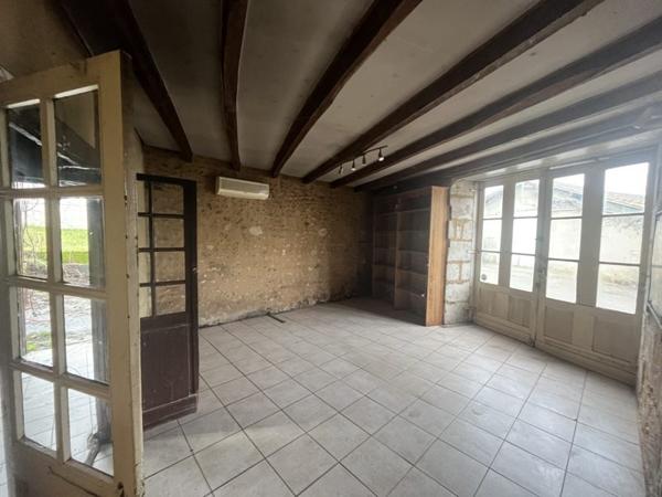 Immeuble 129 600 € Grignols 297 m² DPE G