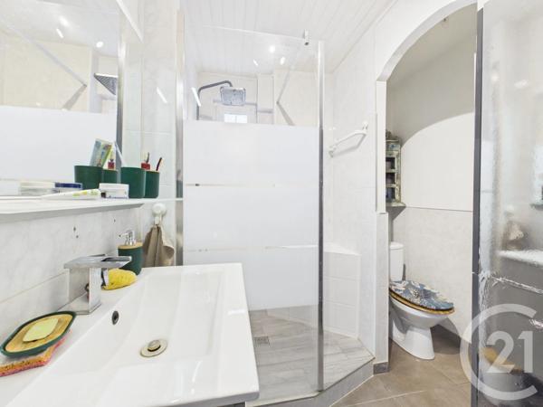 Maison à vendre  6 pièces - 150,50 m 2   LA VALETTE DU VAR  - 83