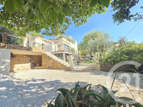 Maison à vendre  6 pièces - 150,50 m 2   LA VALETTE DU VAR  - 83