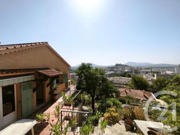 Maison à vendre  6 pièces - 150,50 m 2   LA VALETTE DU VAR  - 83
