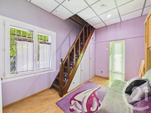 Maison à vendre  6 pièces - 150,50 m 2   LA VALETTE DU VAR  - 83