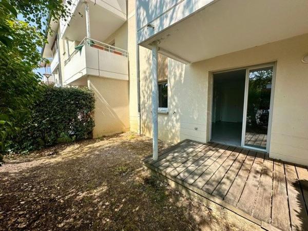 BRAX - Joli appartement T2 avec terrasse, jardinet et parking