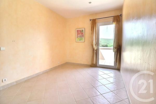 Maison à vendre  6 pièces - 245 m 2   FREJUS  - 83