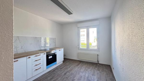 Appartement T 3 - 4 emplacement N°1 sur BLV.