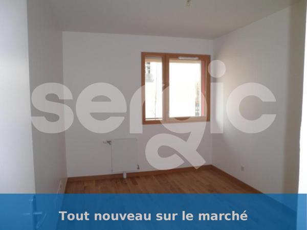 Location 2 Pieces 57 91100 Corbeil Essonnes 67 0072 01 0003