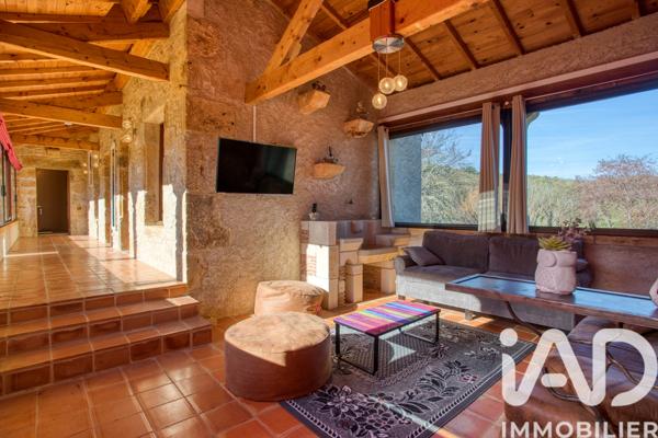 Maison à vendre 22 pièces 950 m² Puy-l'Évêque