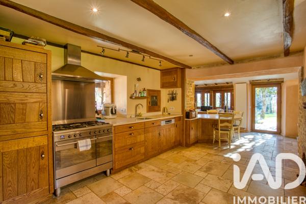 Maison à vendre 22 pièces 950 m² Puy-l'Évêque