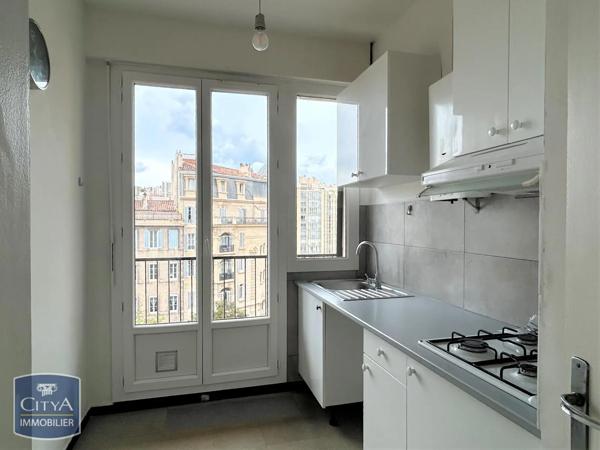 Appartement à louer 2 pièces 42.95m² Marseille 6e Arrondissement (13006)
