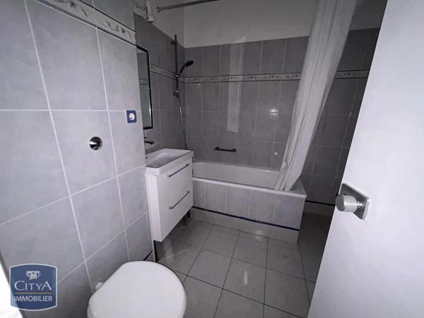 Appartement à louer 3 pièces 70.99m² La Rochelle (17000)