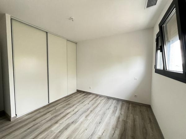A LOUER - LAVERNOSE LACASSE - Maison 4 pièces 98 m² avec cuisine équipée, climatisation réversible et garage - G1200-FG