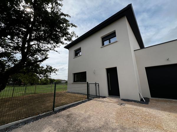 A LOUER - LAVERNOSE LACASSE - Maison 4 pièces 98 m² avec cuisine équipée, climatisation réversible et garage - G1200-FG