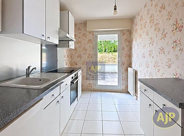 Appartement à vendre Saint Sebastien Sur Loire - 2 pièces, 49m² avec 1 chambre(s) à 158 250€ - AJP Immobilier Saint-Sébastien-sur-Loire