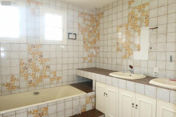 Maison à vendre à Landerneau dans le Finistère (29800), ref : 1977