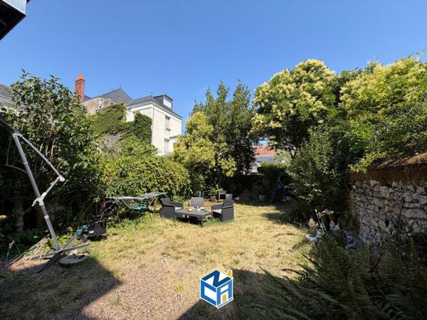 IMMEUBLE TOURANGEAU - 4 APPARTEMENTS - RUE D'ENTRAIGUES
