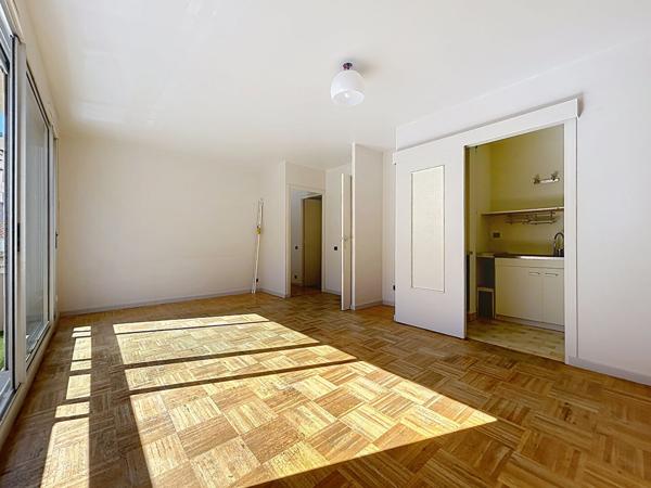 Lyon 9e/ Appartement 2 pièces 45 m2 + garage