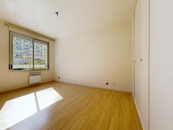 Lyon 9e/ Appartement 2 pièces 45 m2 + garage