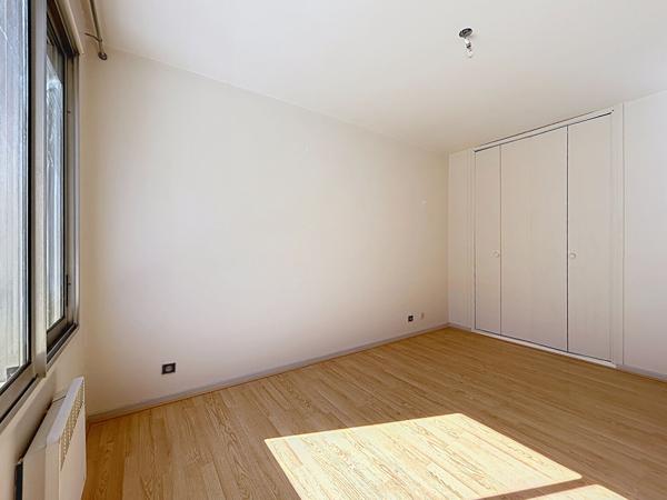 Lyon 9e/ Appartement 2 pièces 45 m2 + garage